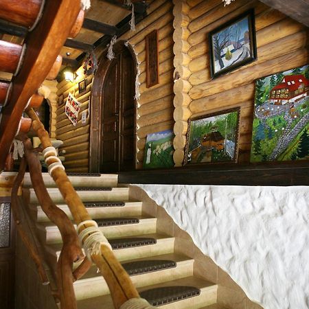 U ?Imbora Hotel Lumshory Dış mekan fotoğraf