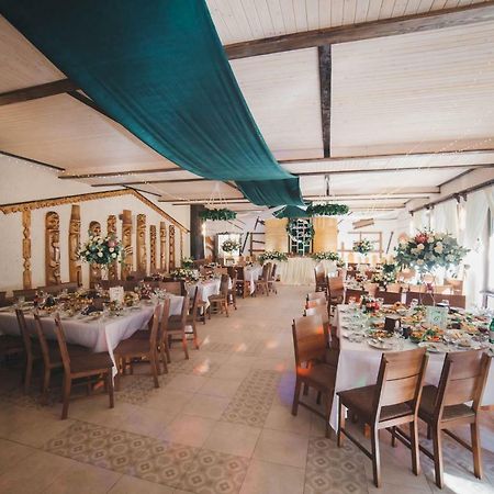 U ?Imbora Hotel Lumshory Dış mekan fotoğraf