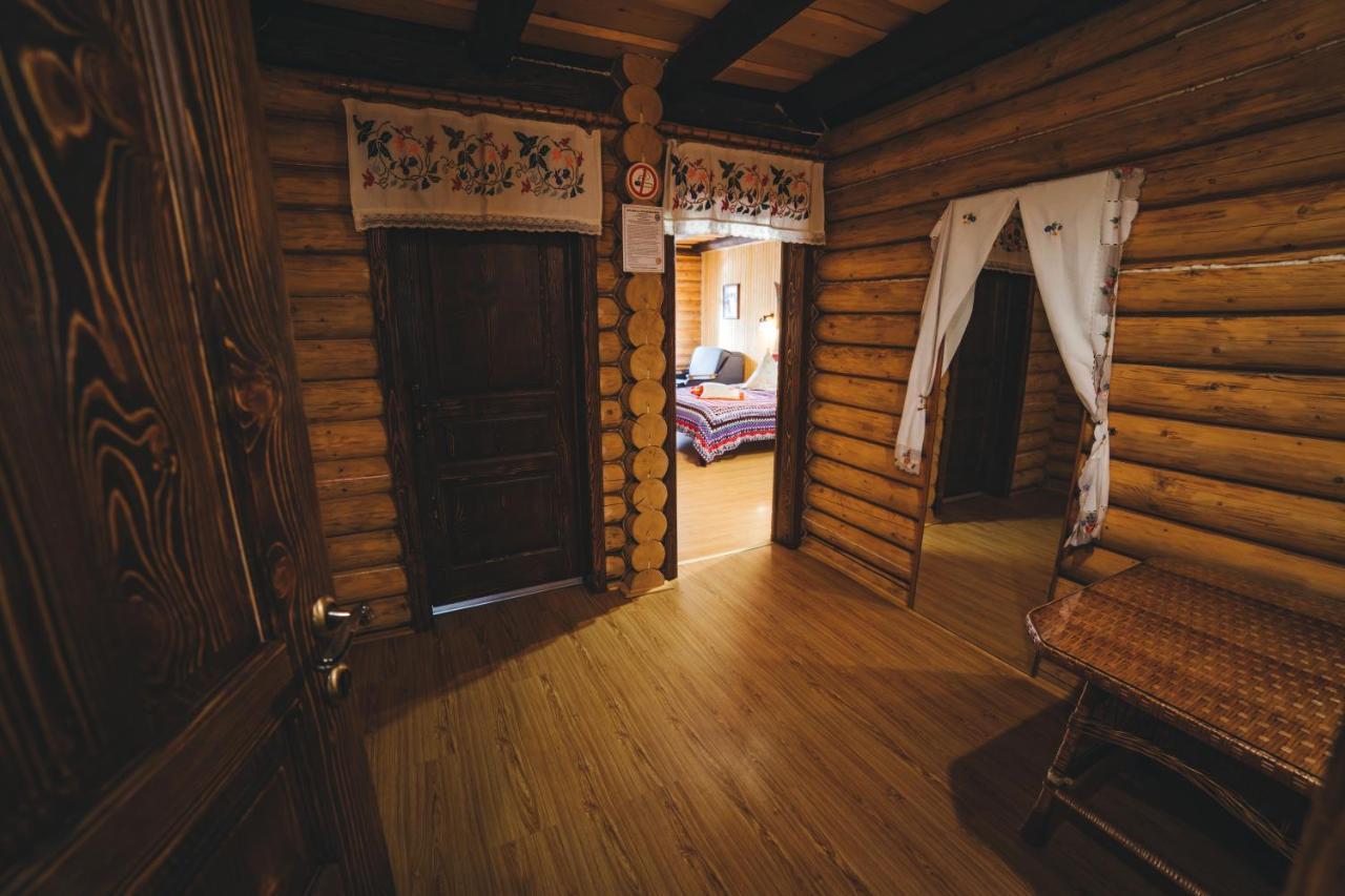 U ?Imbora Hotel Lumshory Dış mekan fotoğraf