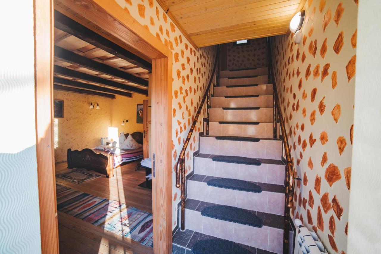 U ?Imbora Hotel Lumshory Dış mekan fotoğraf