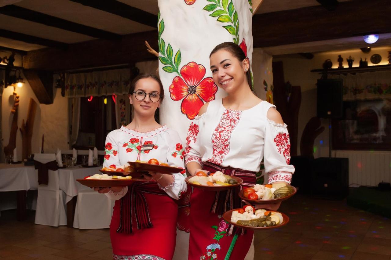 U ?Imbora Hotel Lumshory Dış mekan fotoğraf
